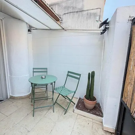 Apartment Moderne Equipe, Petit Exterieur *